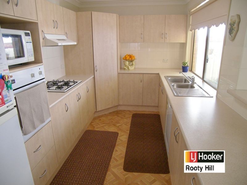 24 Sperring Avenue, Oakhurst NSW 2761