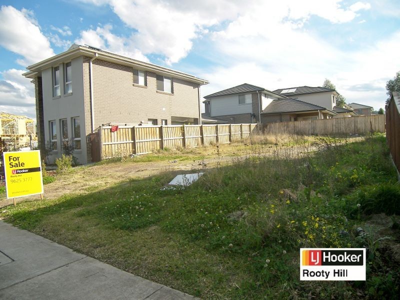 28 Caddies Boulevard, Rouse Hill NSW 2155