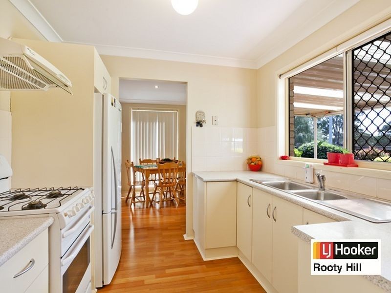 11 Yatay Place, Plumpton NSW 2761