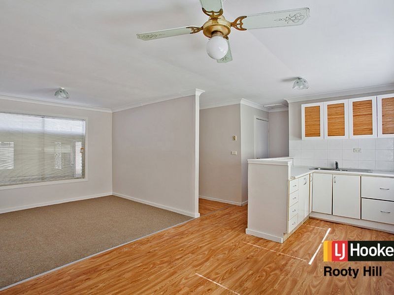 15 Verrills Grove, Oakhurst NSW 2761