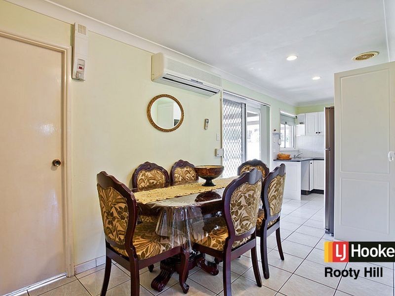 3 Rita Place, Oakhurst NSW 2761