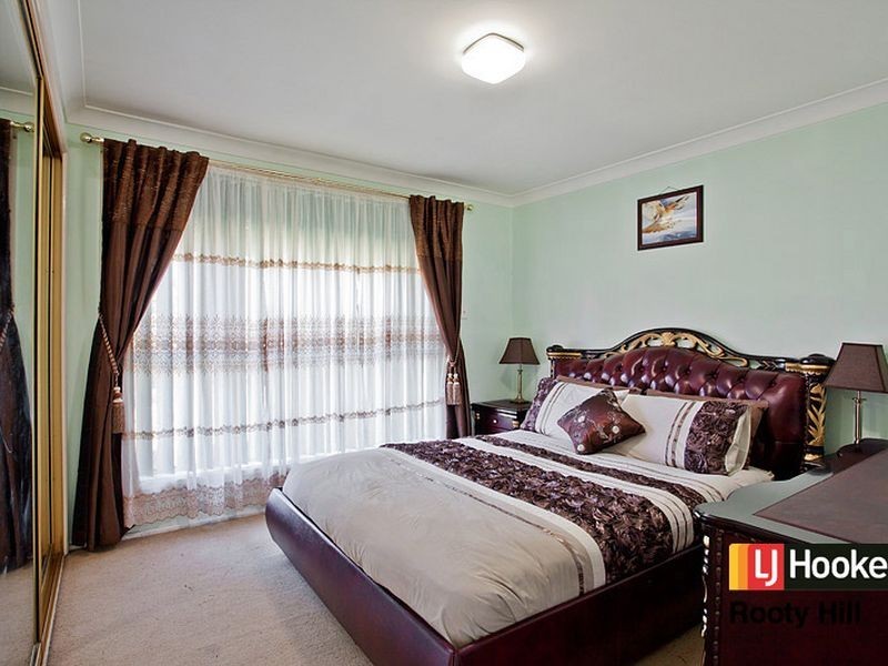 3 Rita Place, Oakhurst NSW 2761