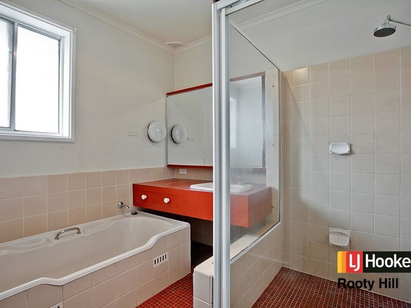 27 Harrow Road, Cambridge Park NSW 2747