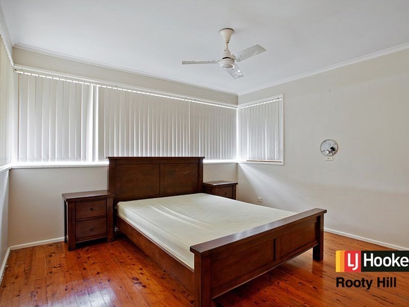 27 Harrow Road, Cambridge Park NSW 2747