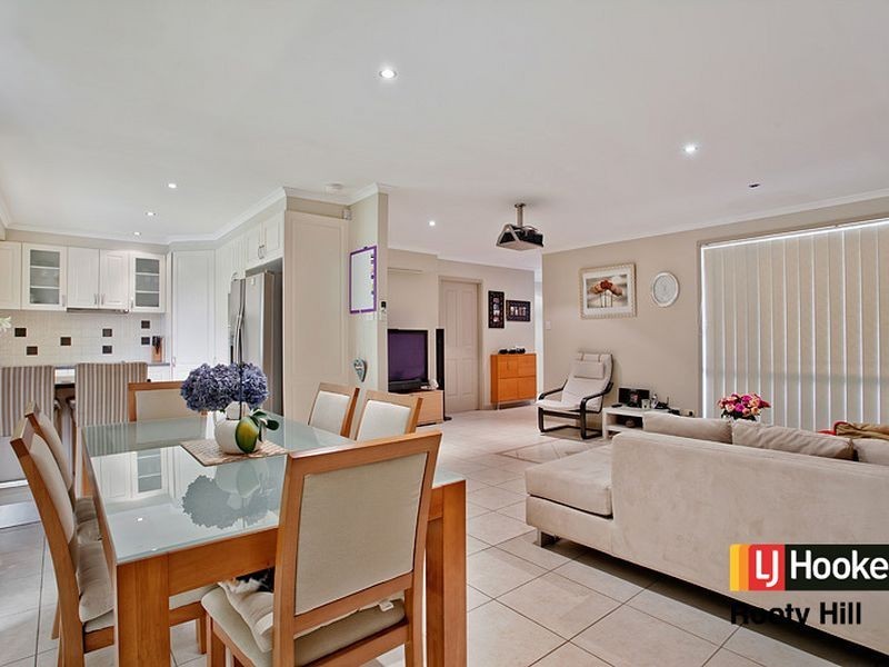 4 Alden Grove, Oakhurst NSW 2761