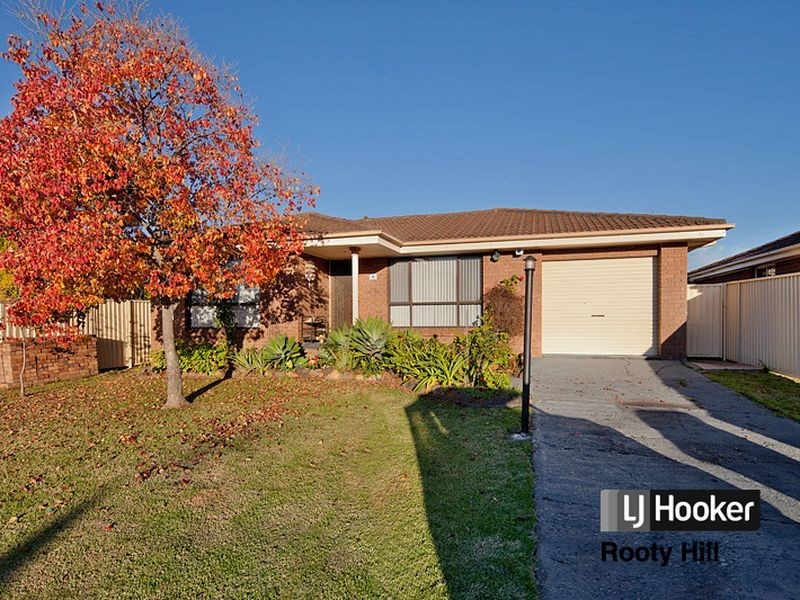 8 Unicombe Crescent, Oakhurst NSW 2761