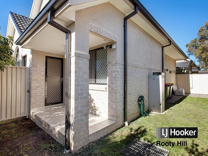 1/12 Brisbane Street, Oxley Park NSW 2760
