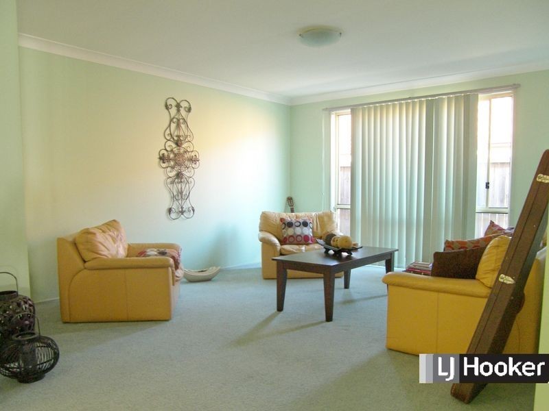 10 Len Close, Plumpton NSW 2761