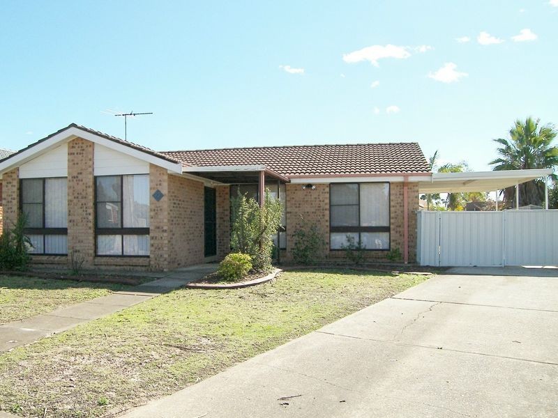 77 Aminta Crescent, Hassall Grove NSW 2761