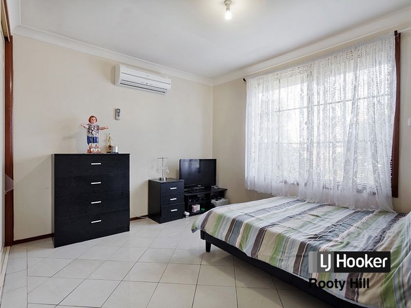 13 Plunkett Crescent, Mount Druitt NSW 2770
