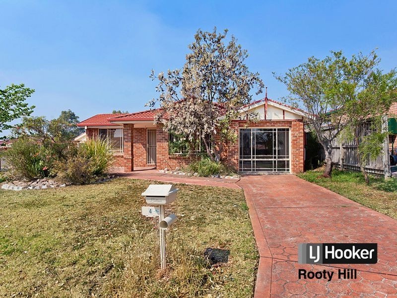 4 Magna Way, Oakhurst NSW 2761