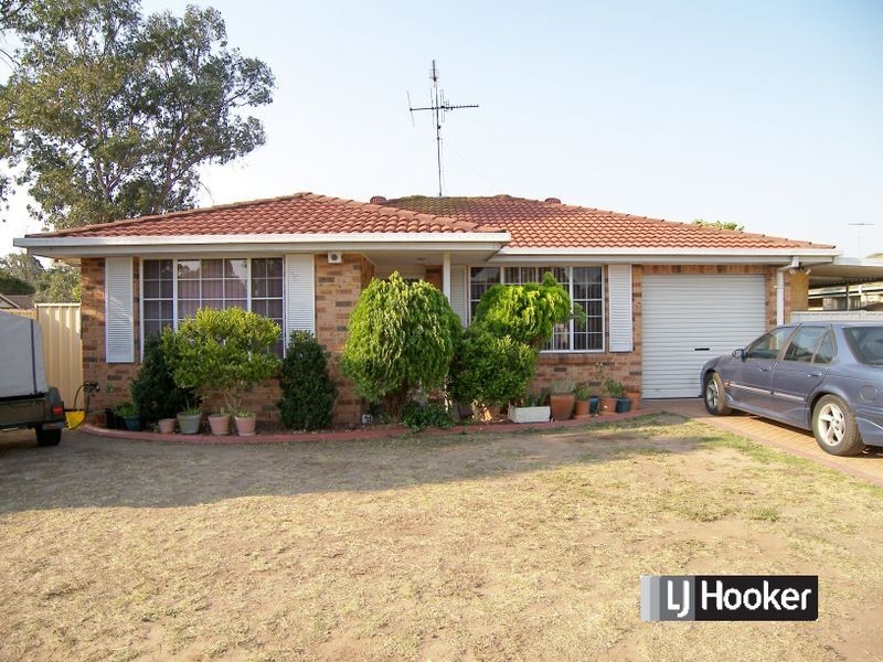 25 Willow Grove, Plumpton NSW 2761