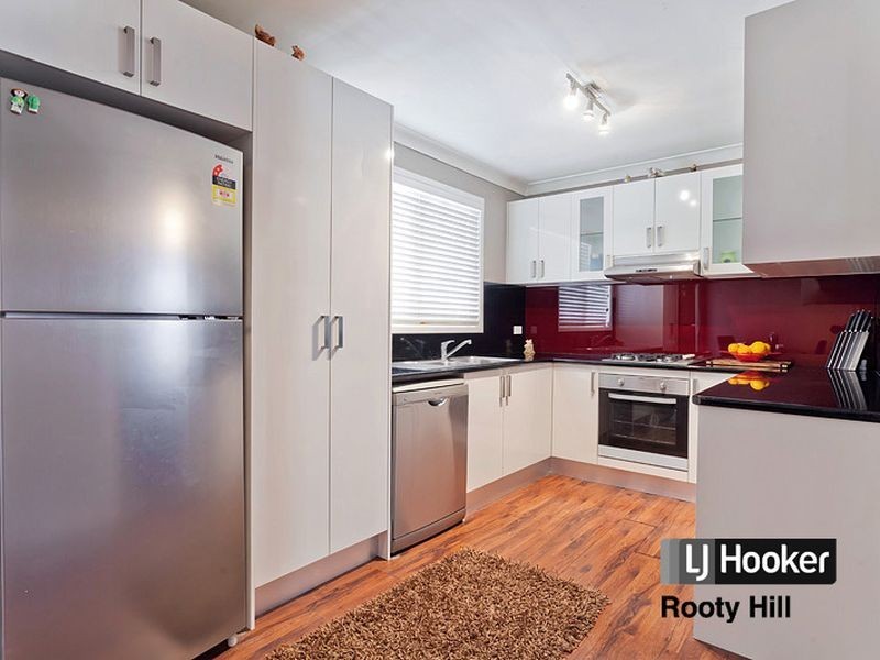 30 Brussels Crescent, Rooty Hill NSW 2766