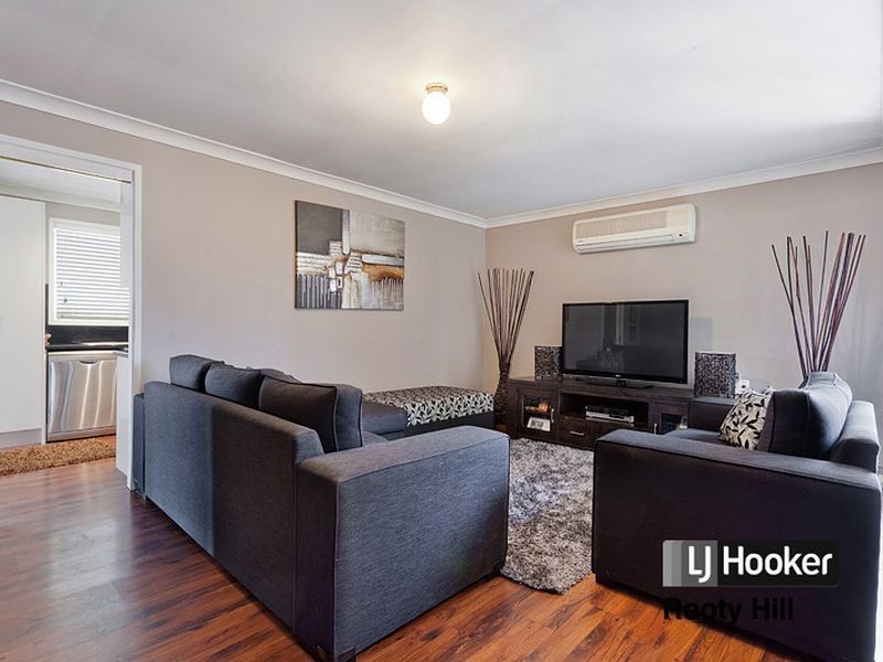 30 Brussels Crescent, Rooty Hill NSW 2766