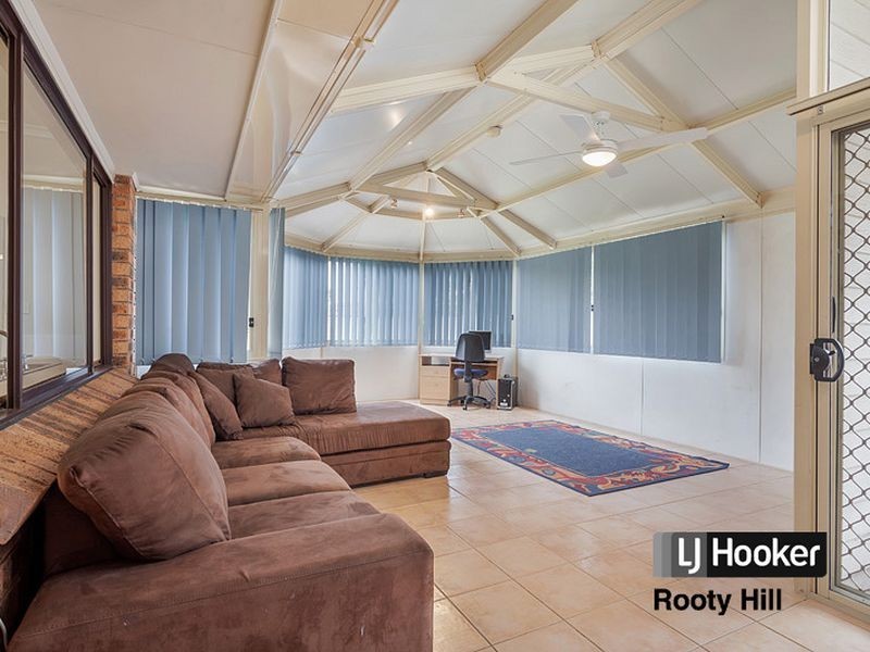 12 Beverly Place, Plumpton NSW 2761