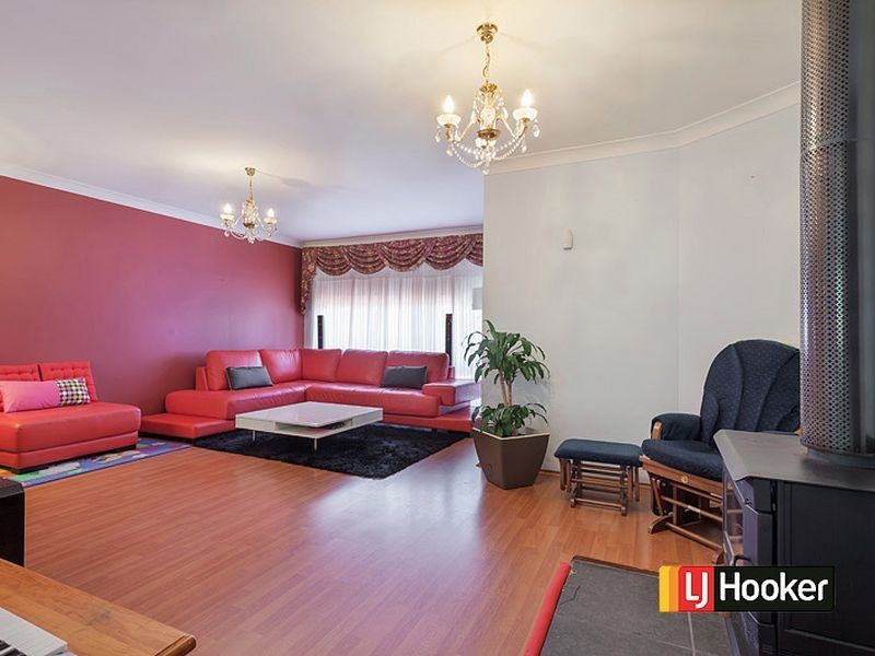 17 Toucan Crescent, Plumpton NSW 2761