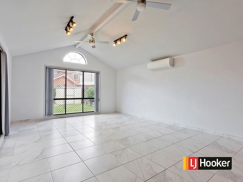 17 Jindabyne Circuit, Woodcroft NSW 2767