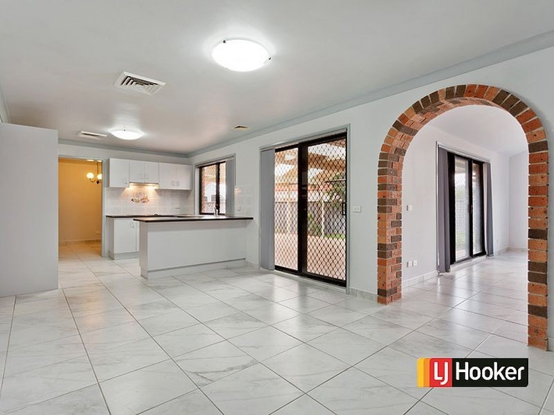17 Jindabyne Circuit, Woodcroft NSW 2767