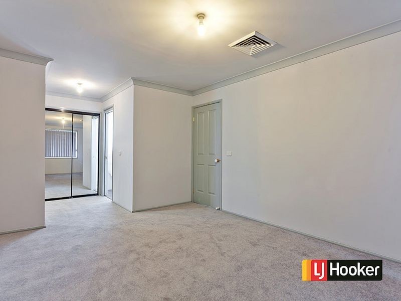 17 Jindabyne Circuit, Woodcroft NSW 2767