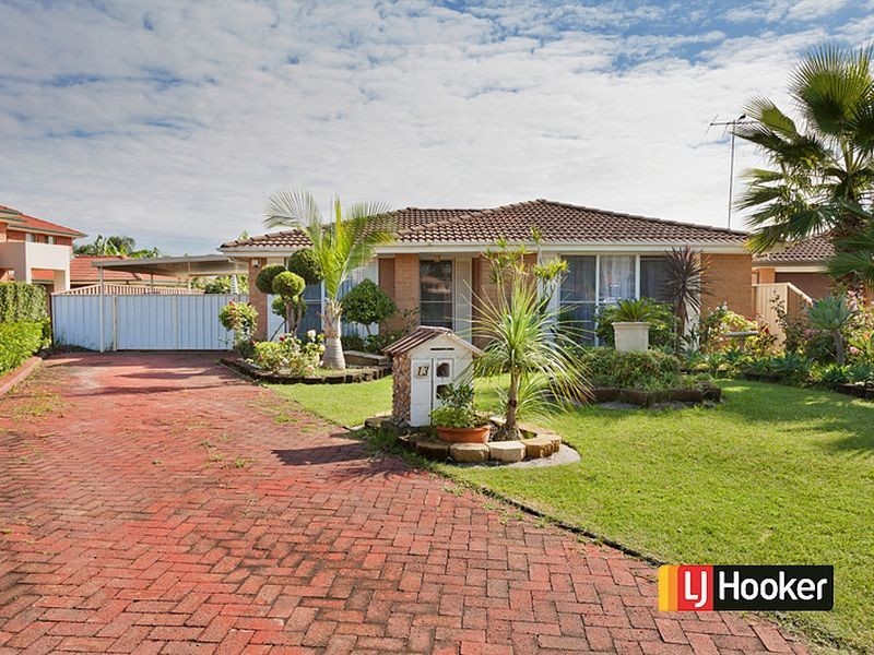 13 Sabrina Grove, Plumpton NSW 2761