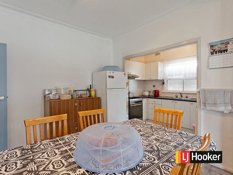 12 Railway View Parade, Rooty Hill NSW 2766