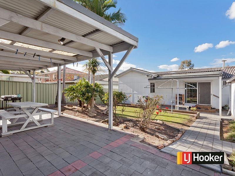12 Railway View Parade, Rooty Hill NSW 2766