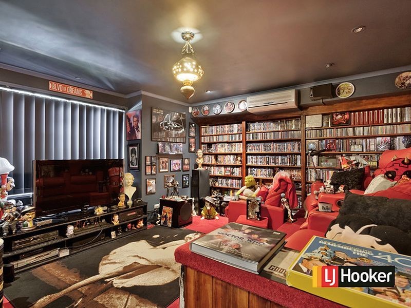 16 Carroll Crescent, Plumpton NSW 2761