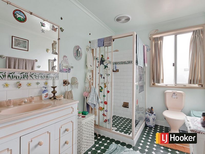 16 Carroll Crescent, Plumpton NSW 2761