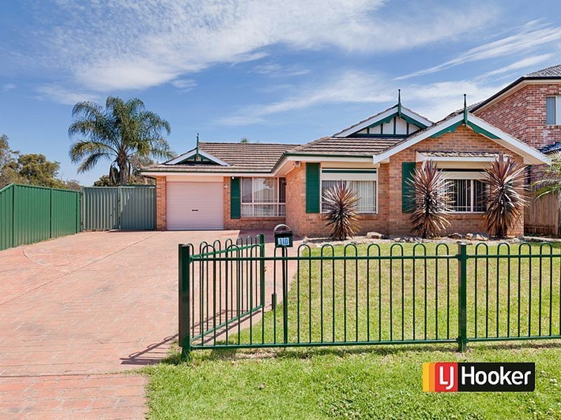10 Hyatts Road, Oakhurst NSW 2761