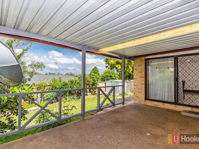 42 Beaconsfield Road, Rooty Hill NSW 2766