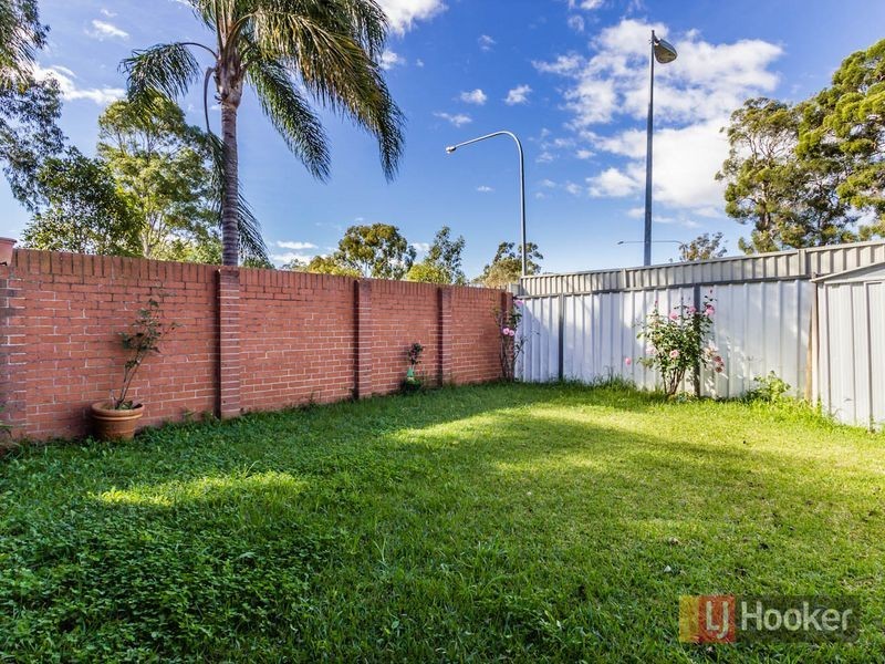 19/12 Bunting Street, Emerton NSW 2770