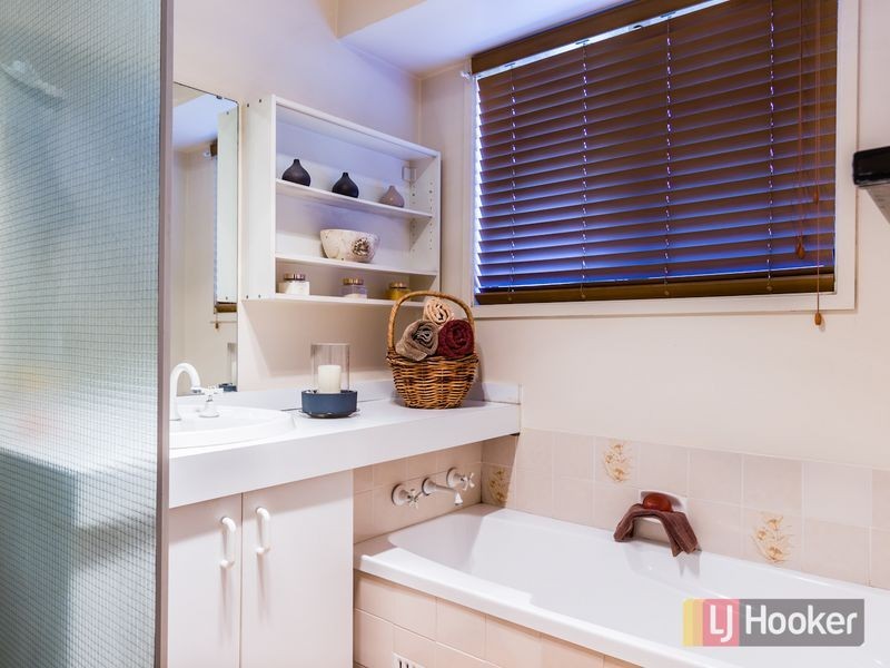 13 Tillford Grove, Rooty Hill NSW 2766