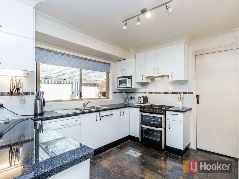 5 Tillford Grove, Rooty Hill NSW 2766