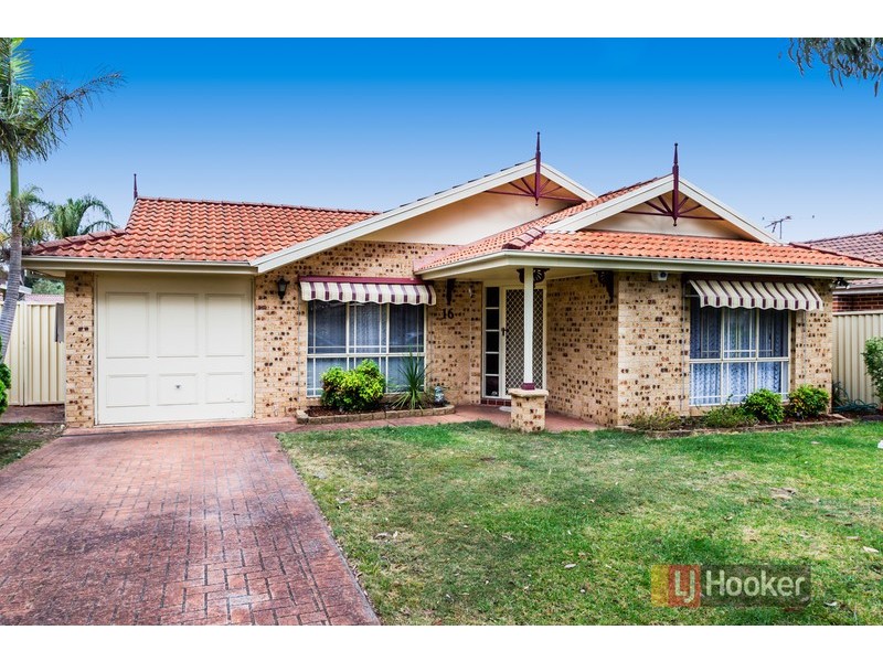 16 Sanctuary Park Drive, Plumpton NSW 2761