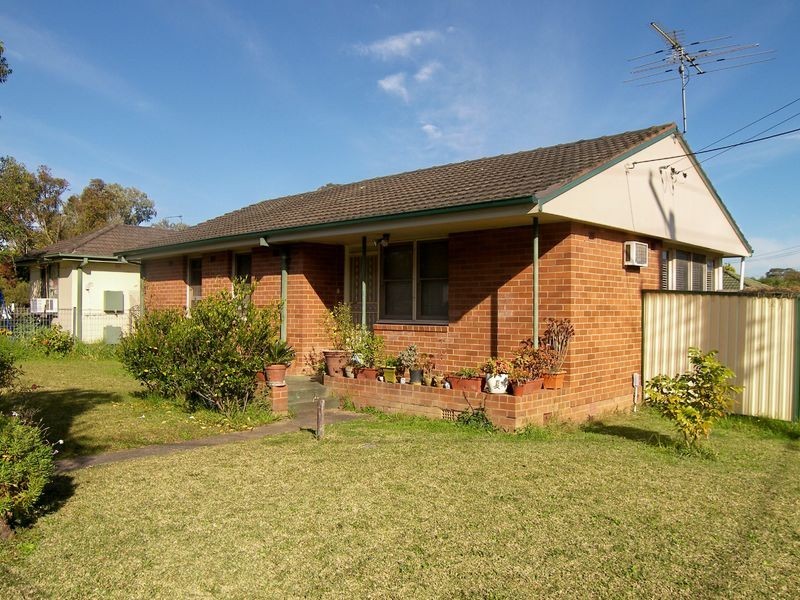 2 Biman Place, Whalan NSW 2770