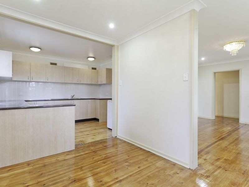 52 Nella Dan Ave, Tregear NSW 2770