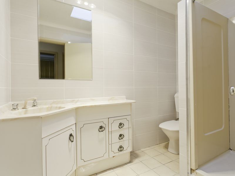 52 Nella Dan Ave, Tregear NSW 2770