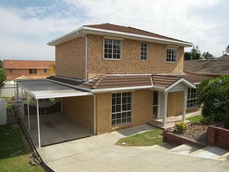 34 Beaconsfield Rd, Rooty Hill NSW 2766