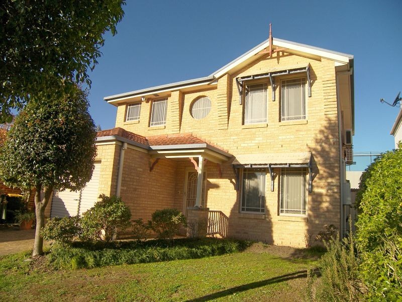 24 Sperring Crescent, Oakhurst NSW 2761