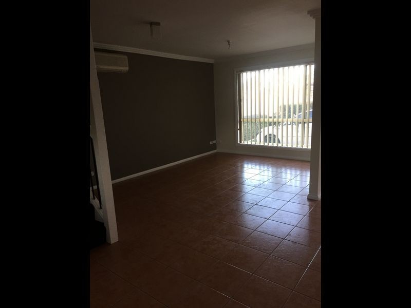 2/77 Eskdale Street, Minchinbury NSW 2770