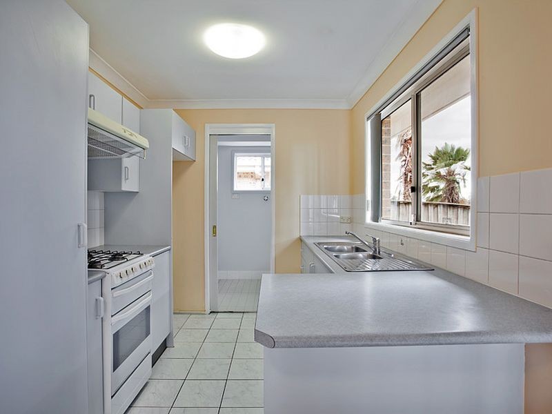 87 Dryden Ave, Oakhurst NSW 2761