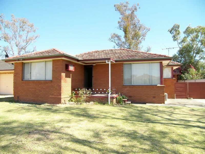 4 Eleanor Crescent, Rooty Hill NSW 2766