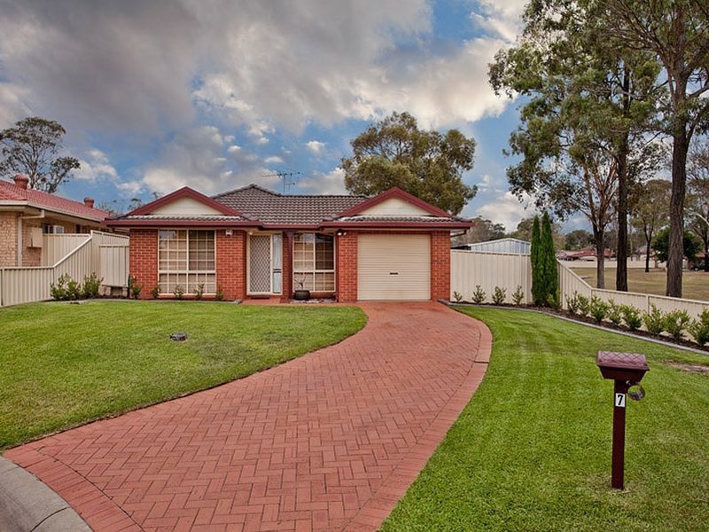 7 Dunkley Court, Rooty Hill NSW 2766