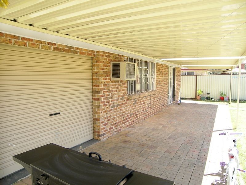 30 Nicolaidis Cres, Rooty Hill NSW 2766