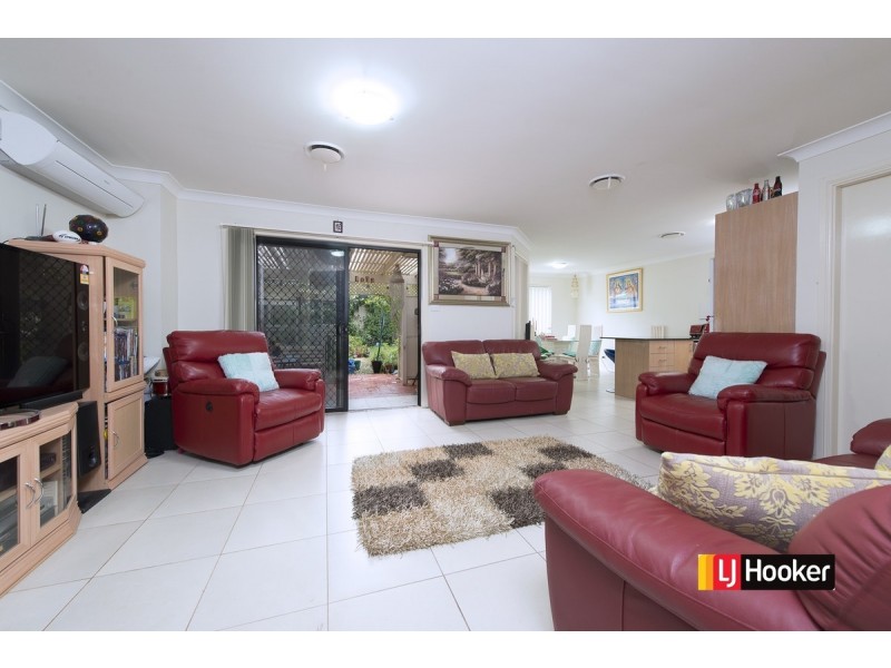 8 White Place, Rooty Hill NSW 2766