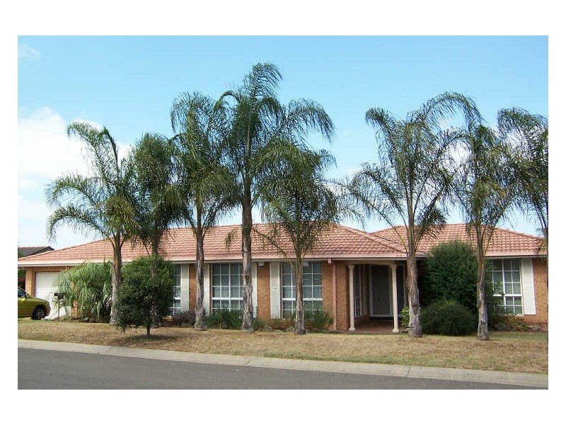 11 Rotuma Place, Oakhurst NSW 2761