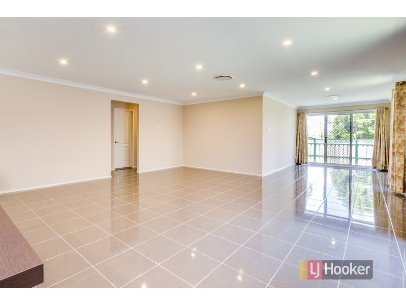 54 Capuchin Way, Plumpton NSW 2761