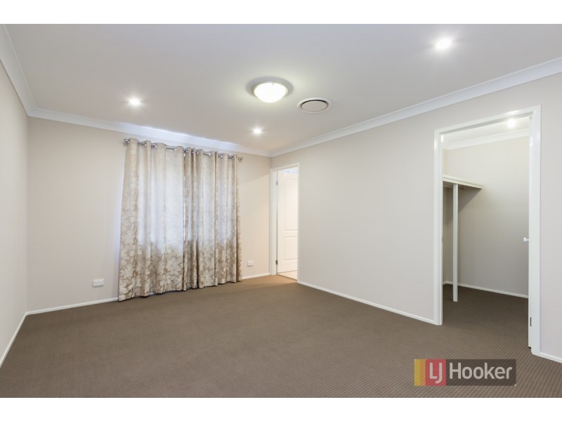 54 Capuchin Way, Plumpton NSW 2761