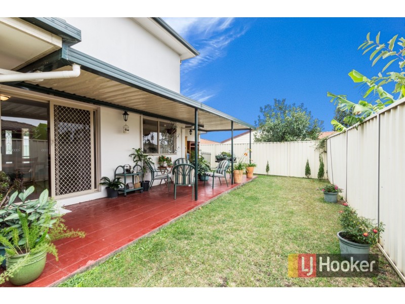 5 Hobson Place, Plumpton NSW 2761