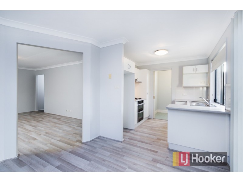 42 Millard Crescent, Plumpton NSW 2761